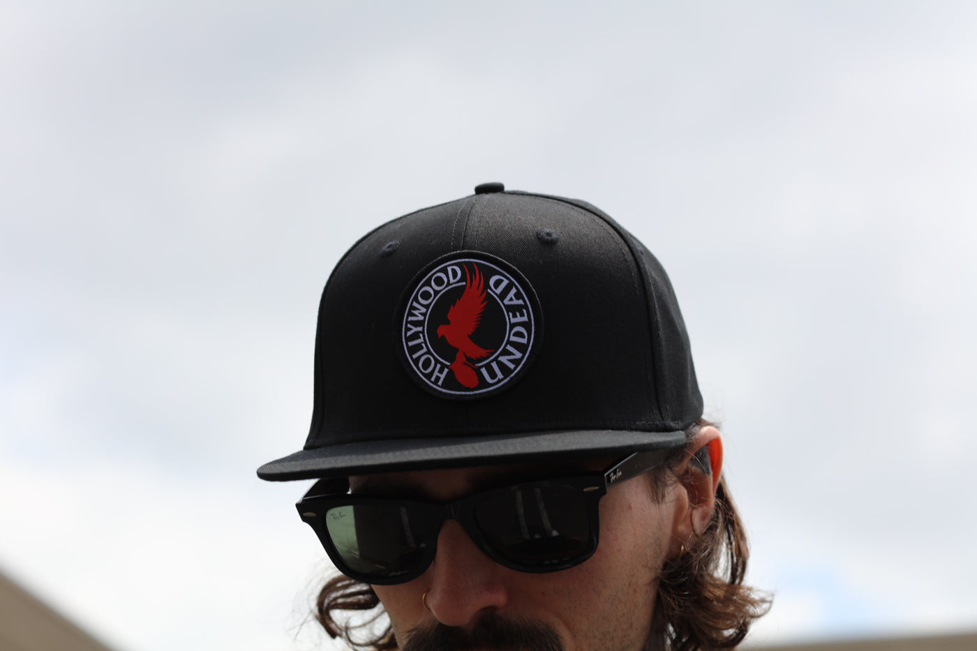 Circle Logo Patch Snapback Hat (Black)