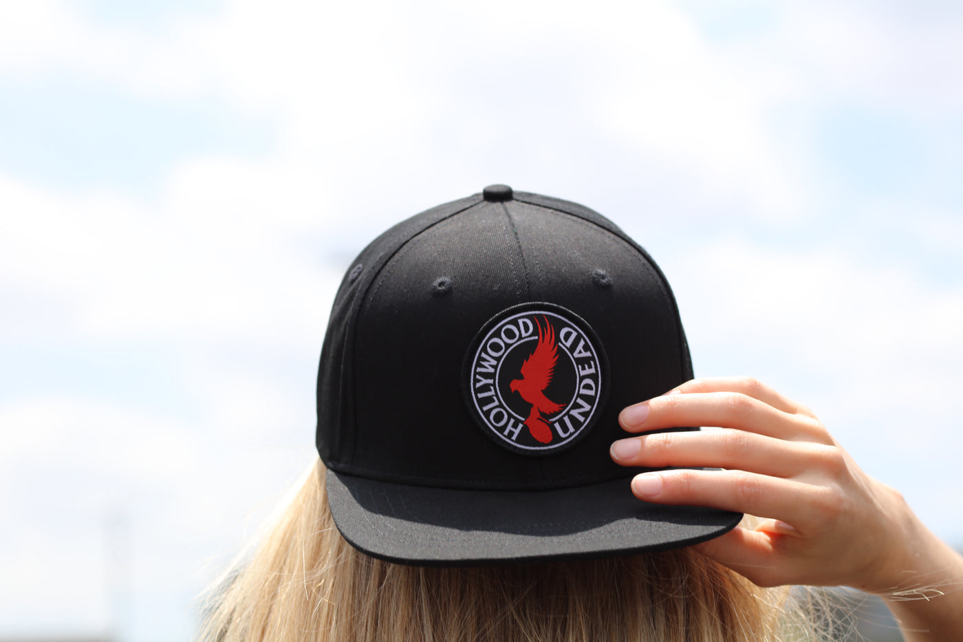 Circle Logo Patch Snapback Hat (Black)