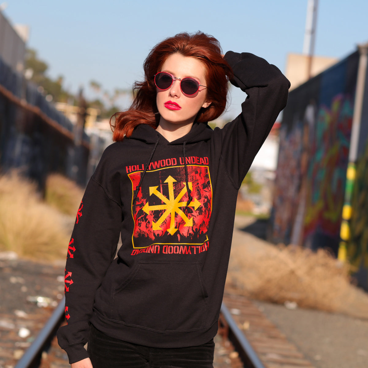 Hollywood Undead Chaos Awaits Pull Over Hoodie (Black)